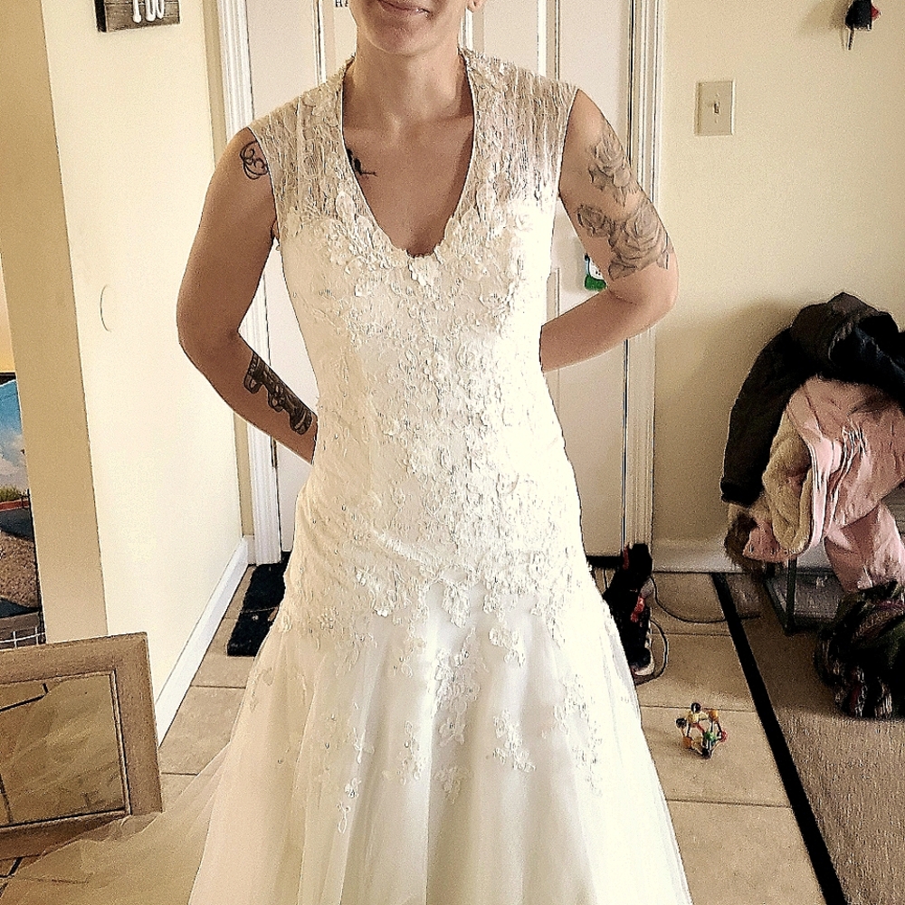 Wedding dress
